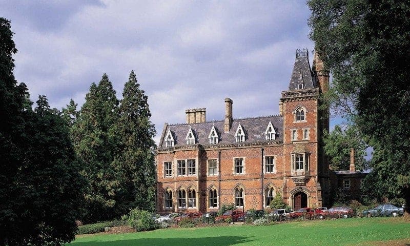 Brownsover Hall Hotel ceases trade to avoid further losses