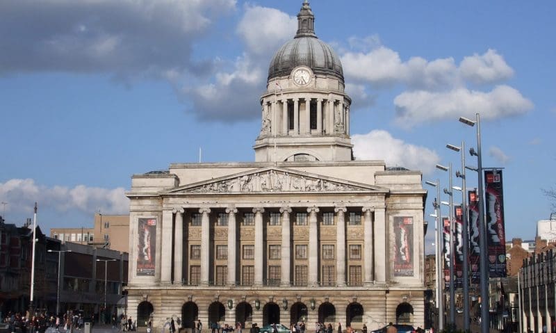 Profits fall for chain hotels in the East Midlands