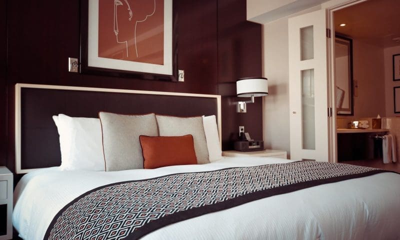 Average UK room rates fall by 20%, says HRS
