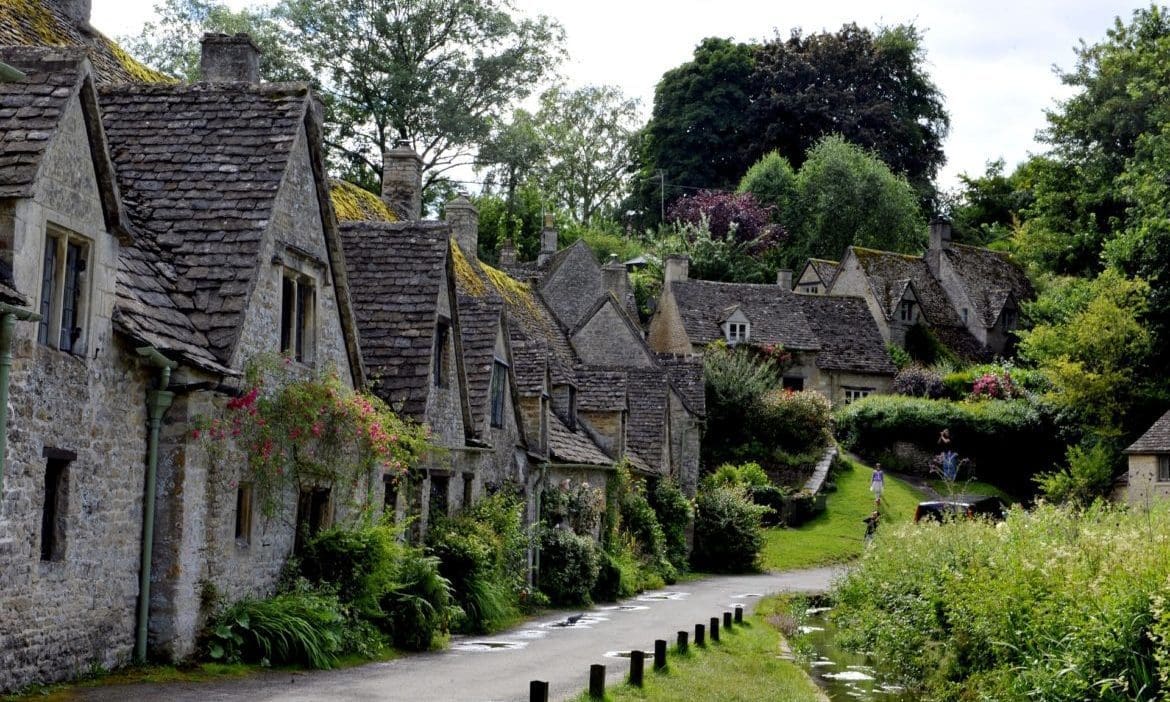 Record growth in £1m homes boosts hotels sector