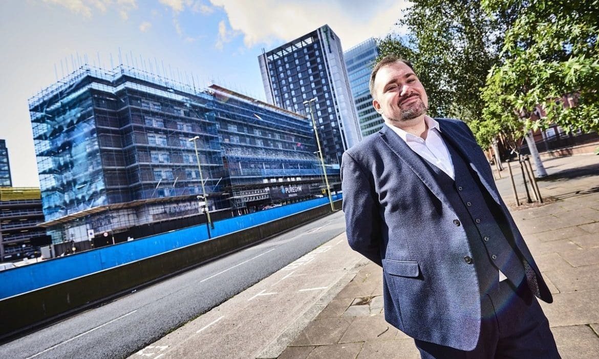Black & White hospitality appoints new GM to Doubletree Birmingham