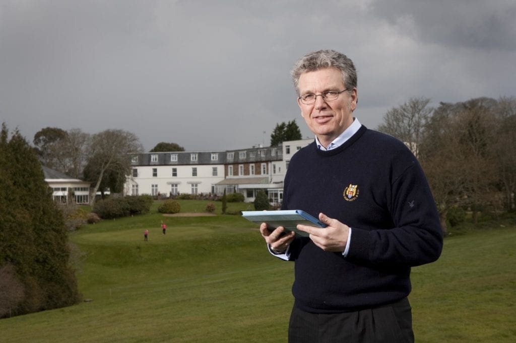 Contactless guest experiences: the app to help you reopen your doors