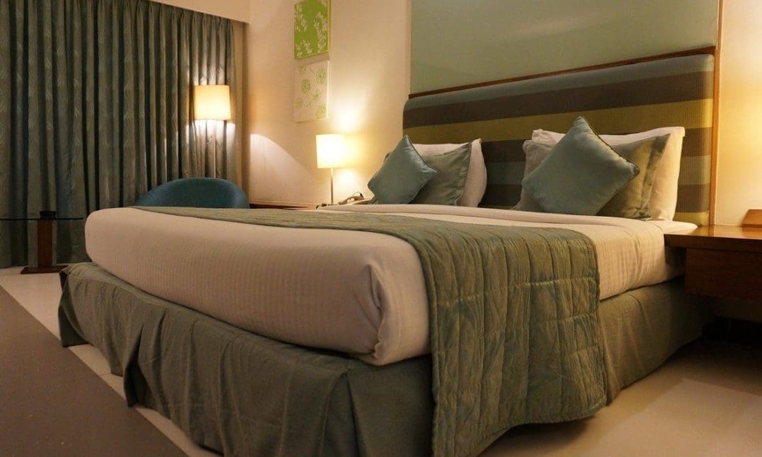 Outdoor hospitality in Wales to reopen on 26 April