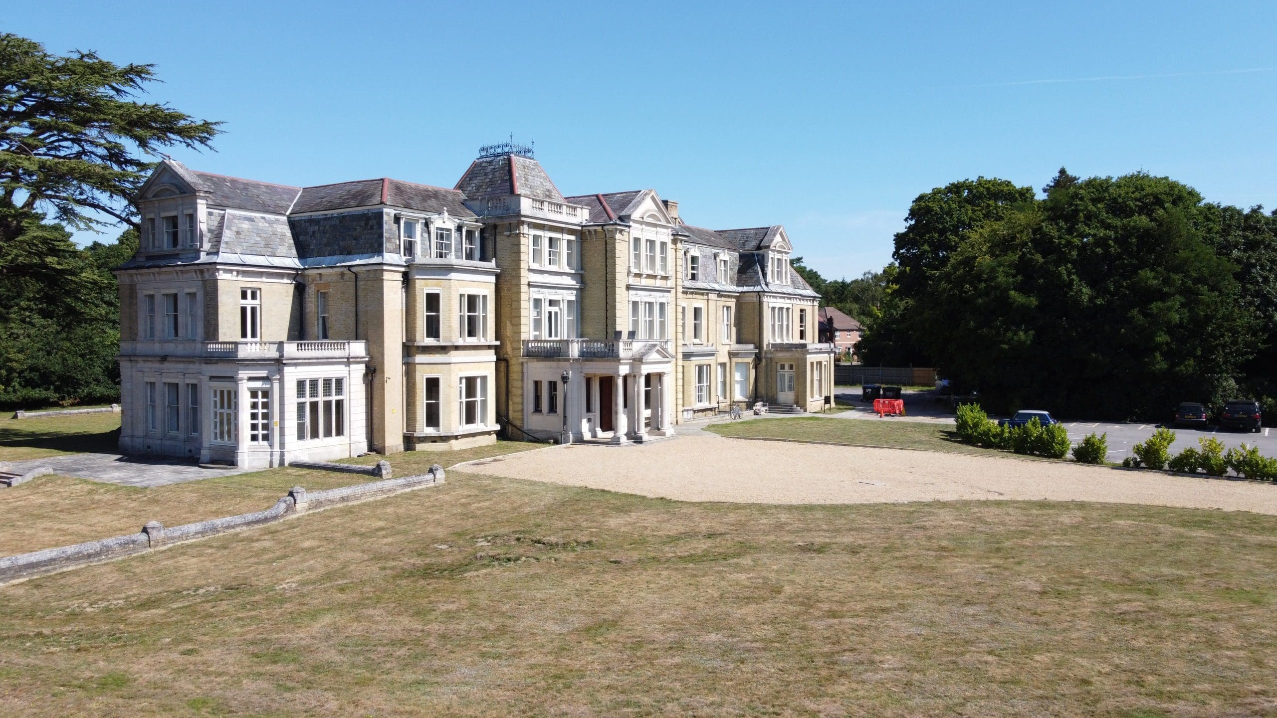 Coldeast Mansion sold off a guide price of £3.5m
