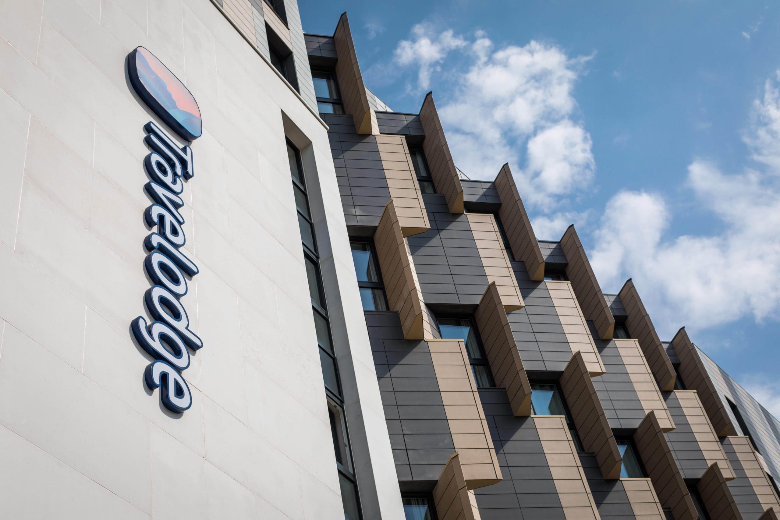 Edmond de Rothschild REIM makes first UK hotel acquisition