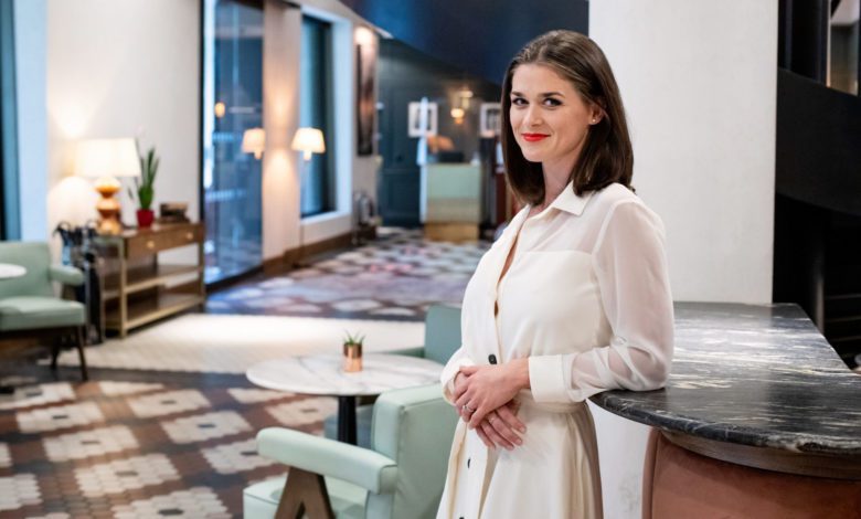 Telling stories with social media will make your hotel stand out