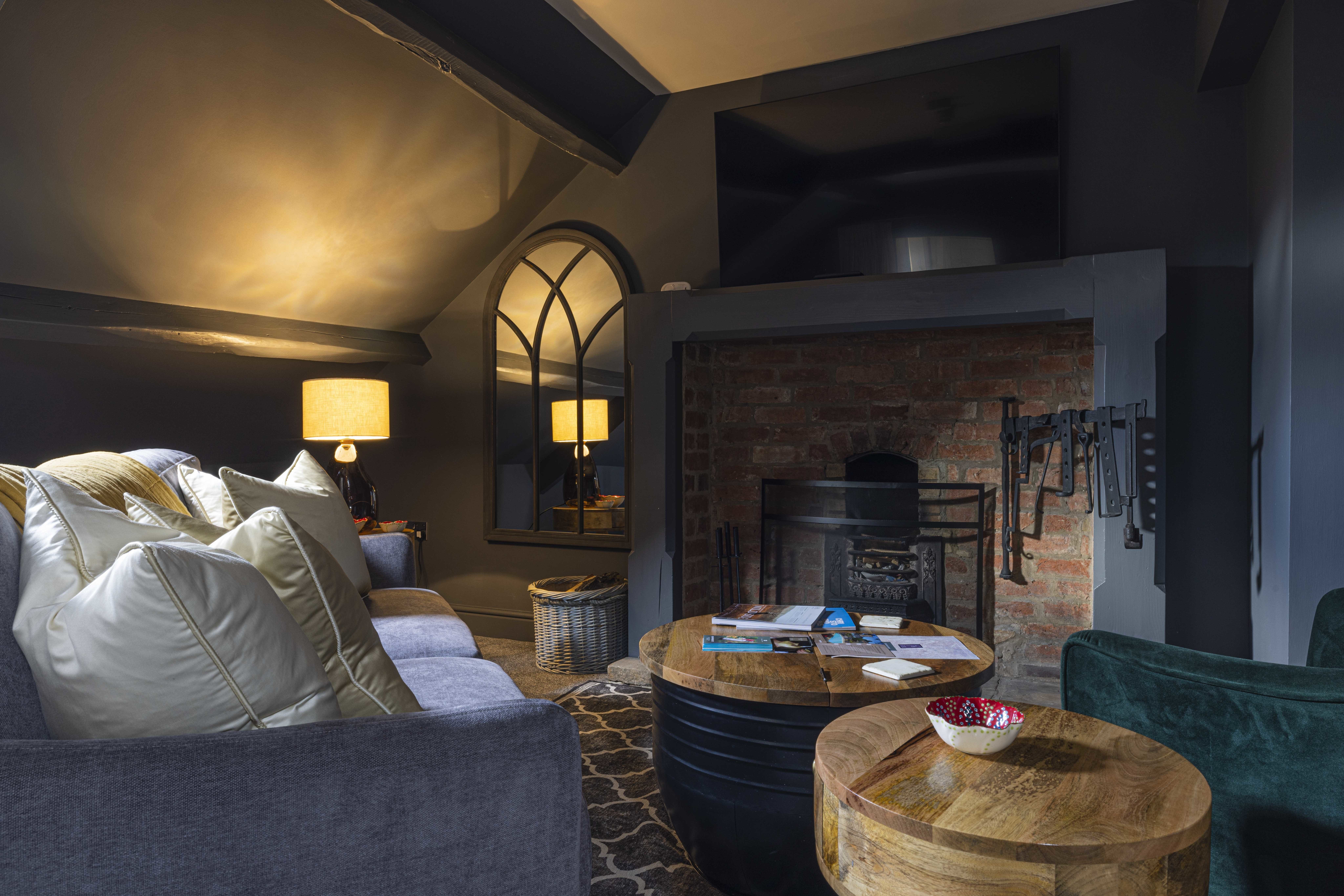 Feversham Arms launches new  penthouse-style poolside suite