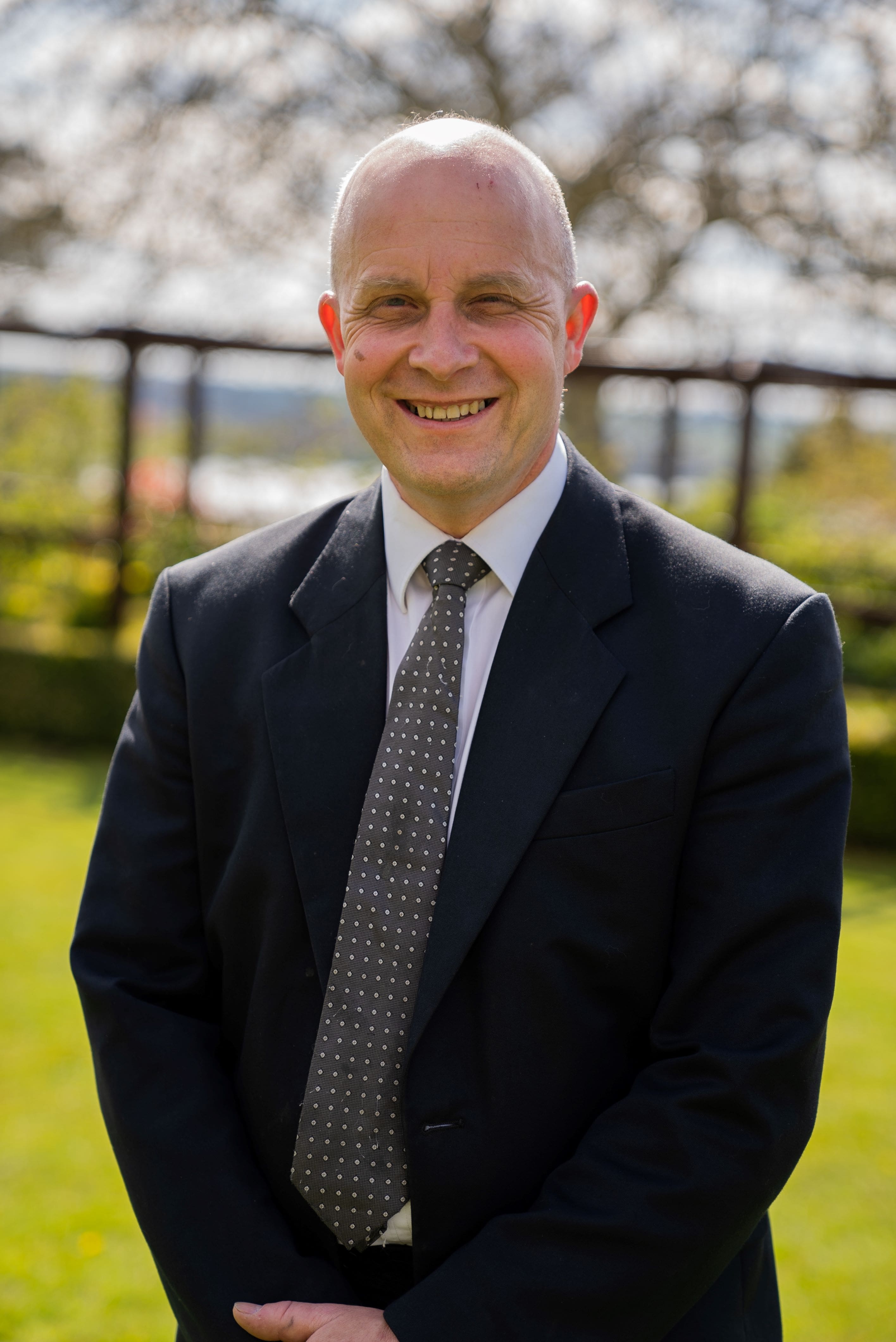 Head porter at Rutland Hall Hotel marks 30-years of service
