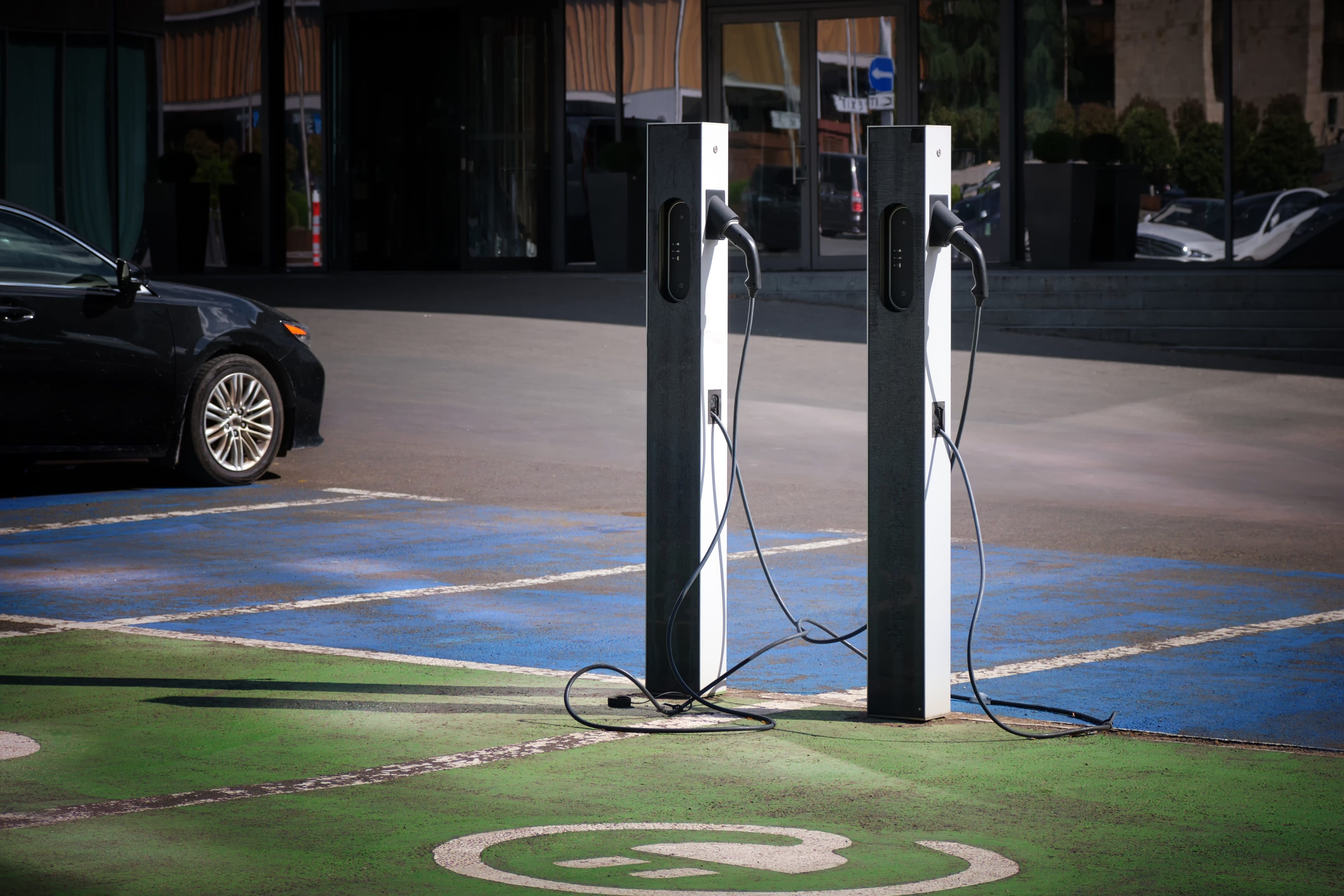 Charged up: How early tech adoption can boost a hotel’s attractiveness