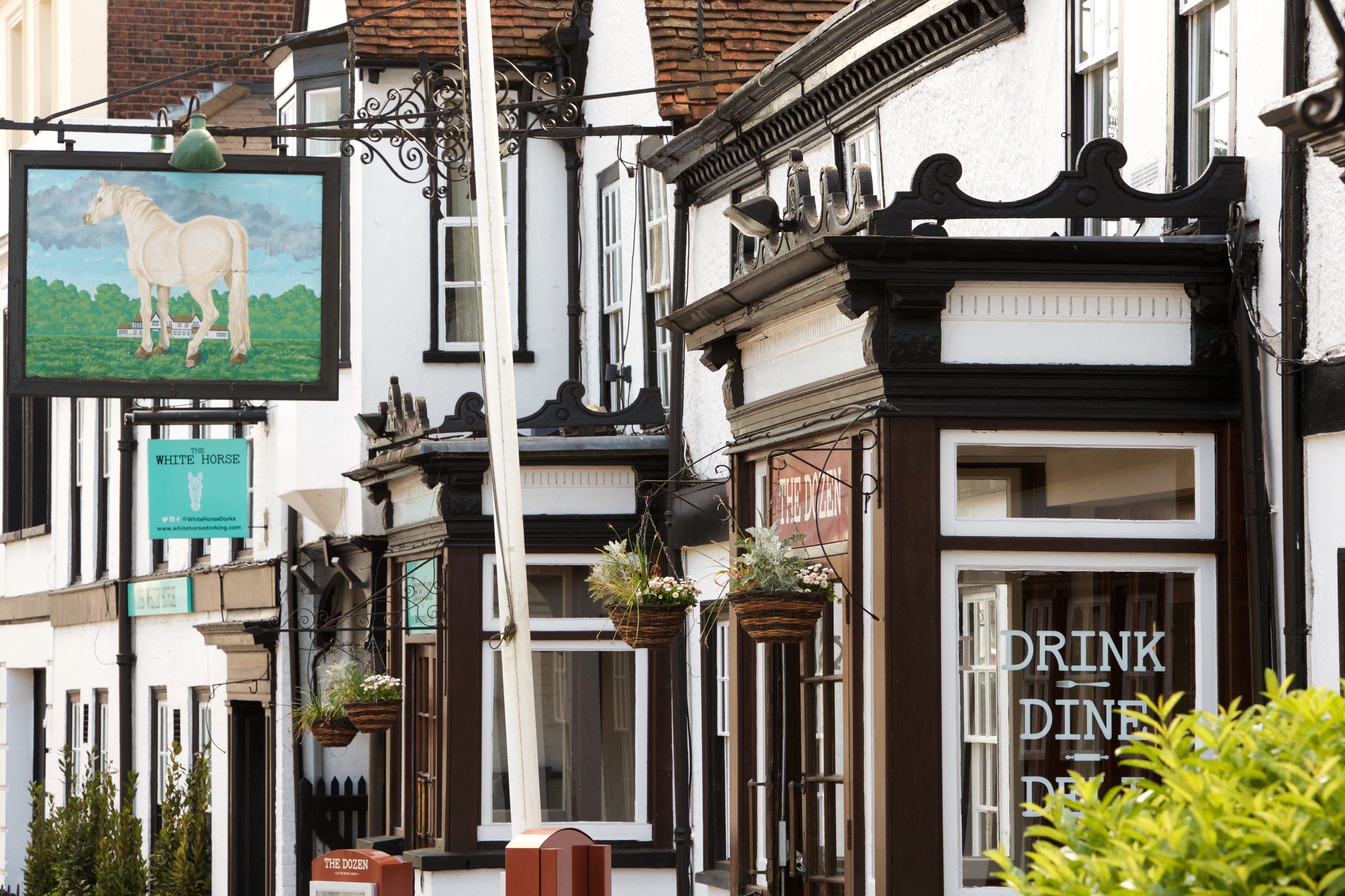 Bespoke Hotels completes sale of the White Horse Hotel
