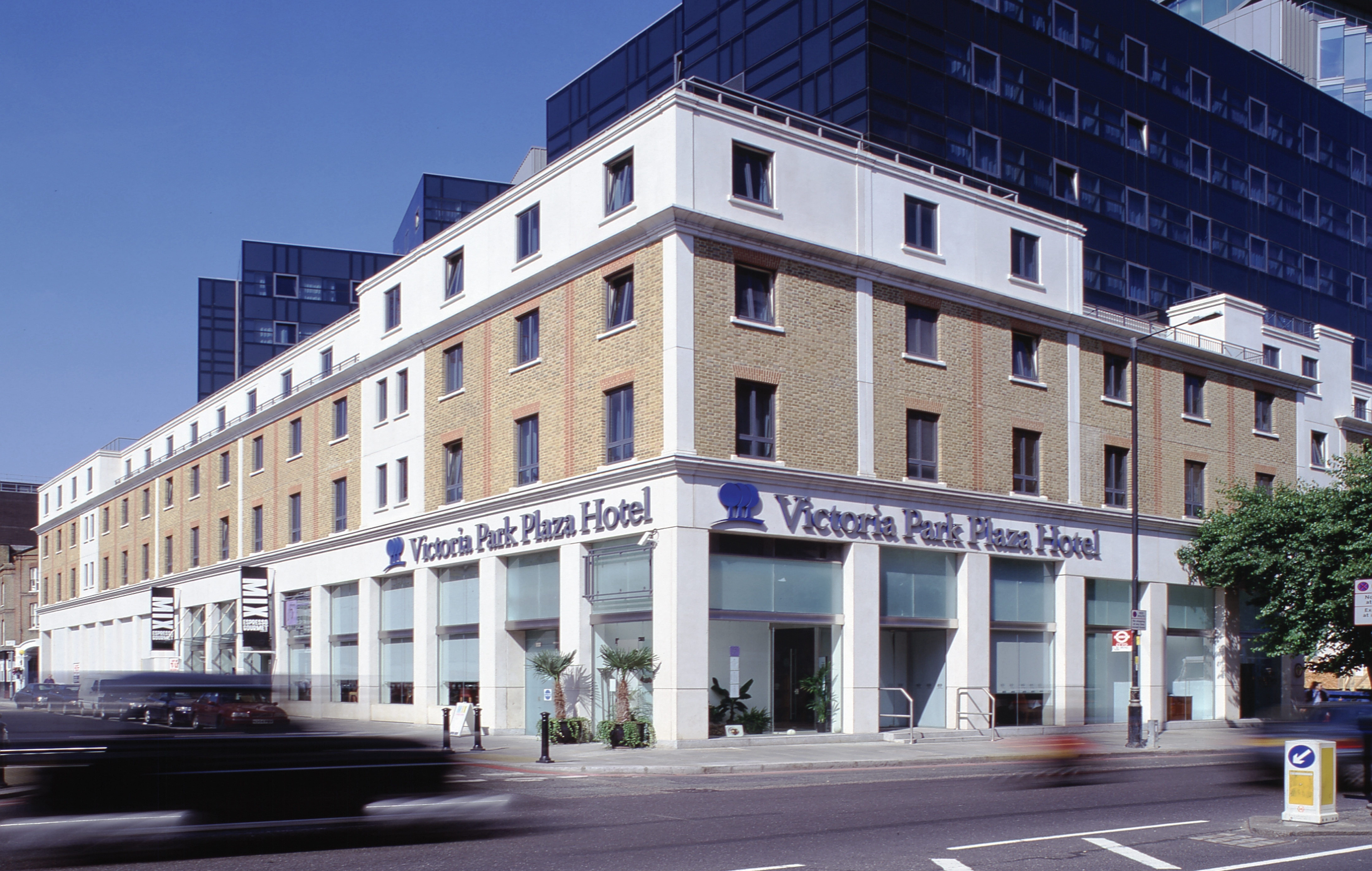 PPHE agrees £88m refinancing for Park Plaza Victoria London