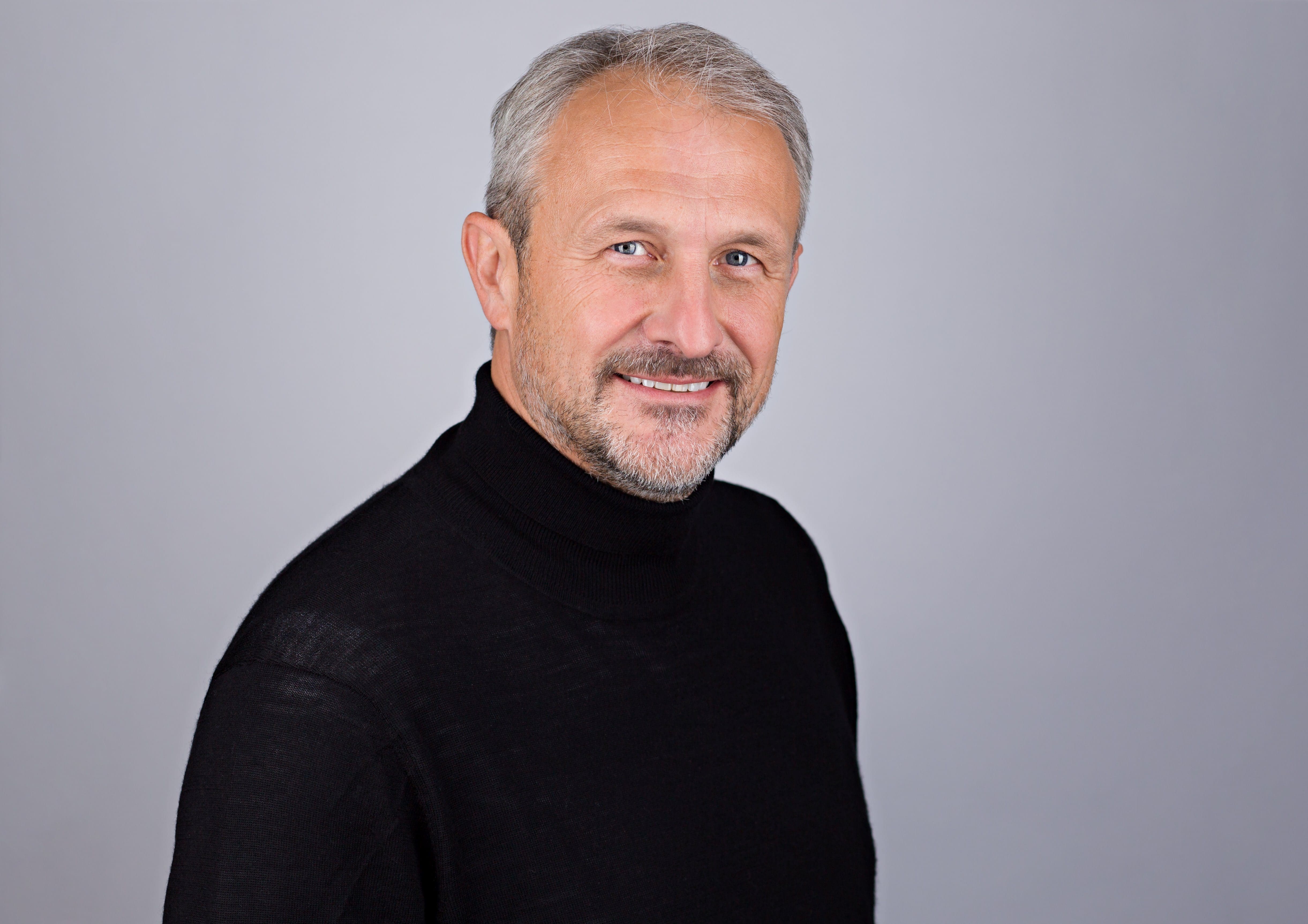 De Vere appoints two co-CEOs
