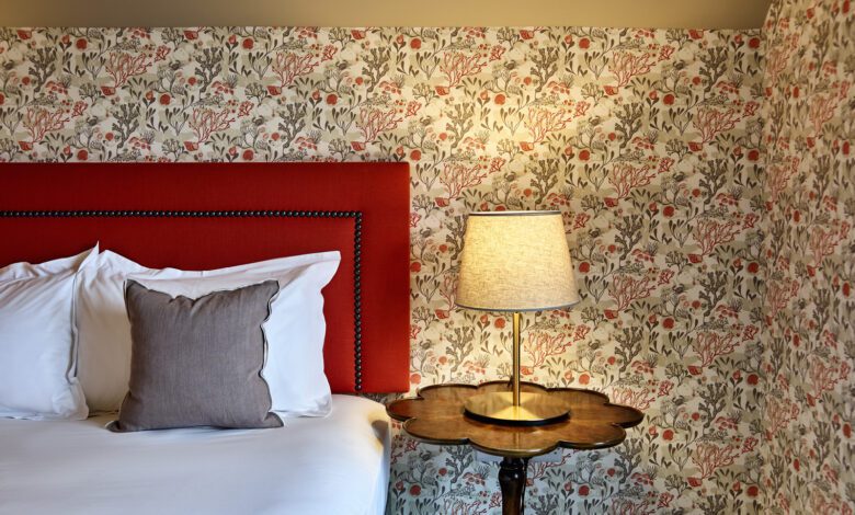 Historic Sussex Hotels to open The Black Horse in West Sussex