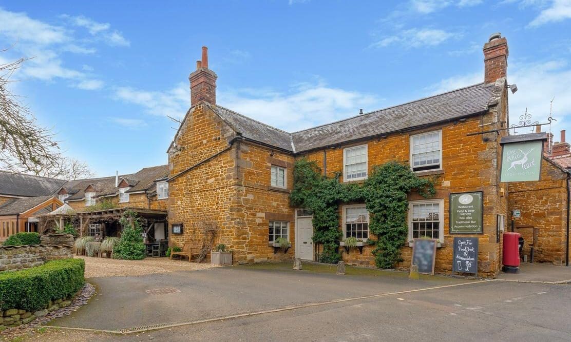 Traditional pub with rooms in Rutland village brought to market
