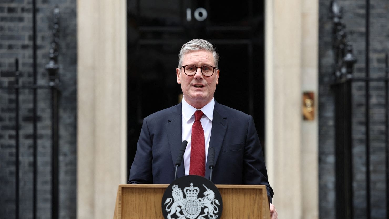 Starmer vows to ‘make work pay’ in King’s Speech
