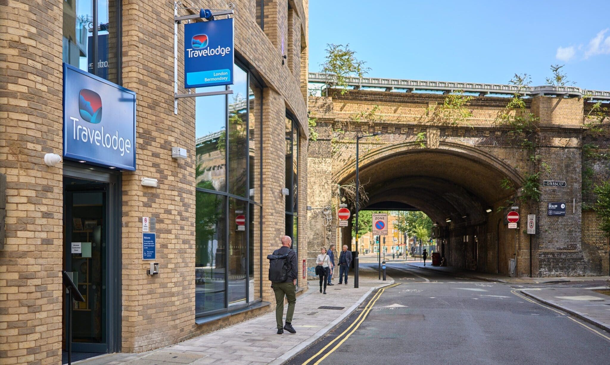 Travelodge acquires hotel at London Bromley Mall
