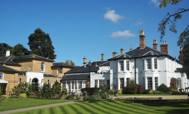 Bedford Lodge Hotel & Spa launches outdoor wedding venue
