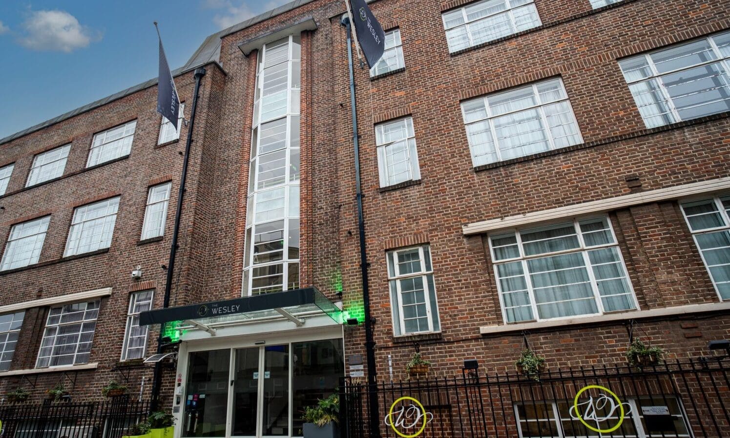 The Wesley Euston unveils new restaurant, bar and gym