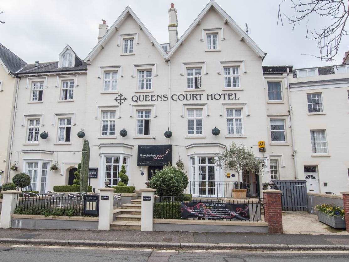 Exeter’s Queens Court Hotel sold to hotelier family