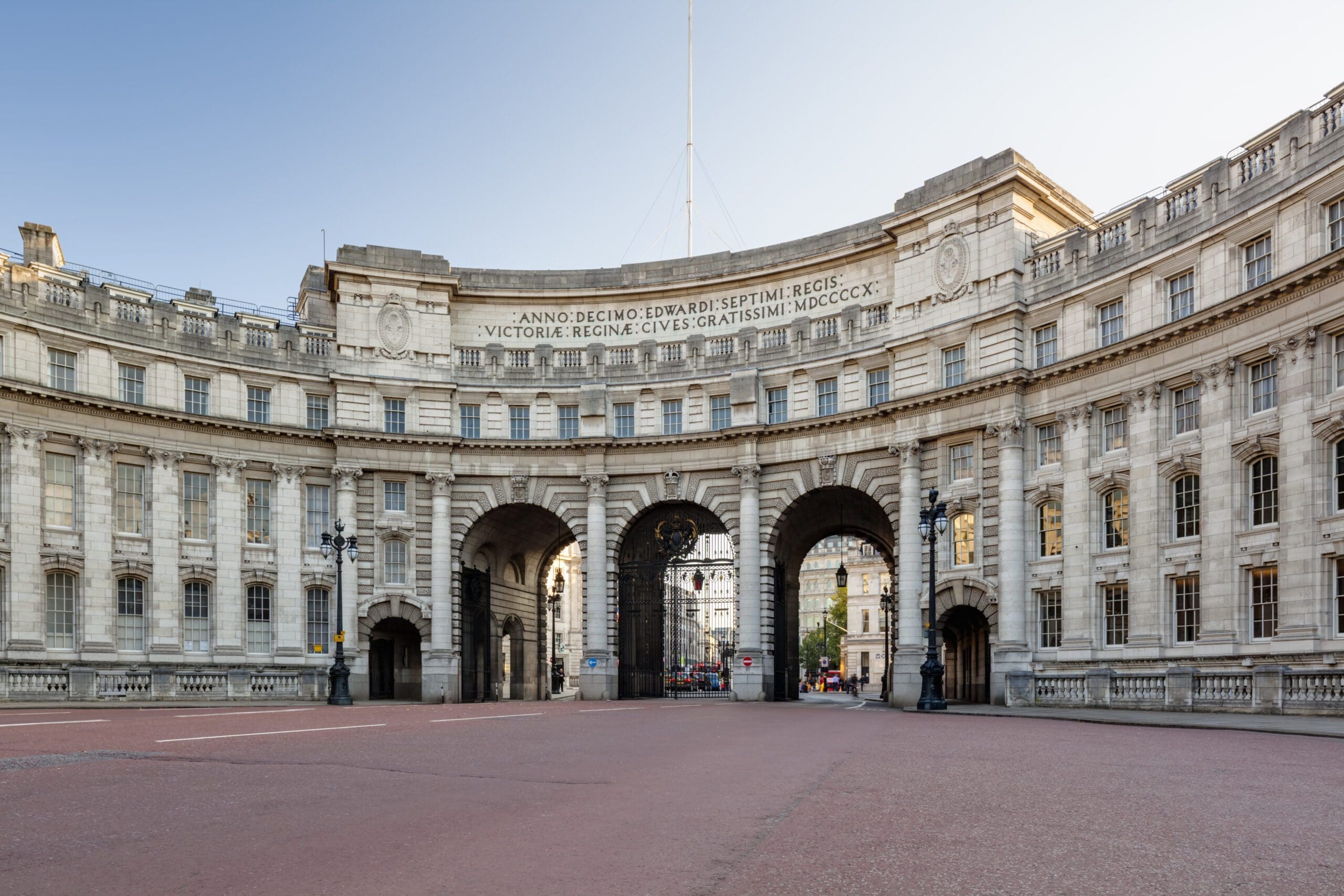 Waldorf Astoria London Admiralty Arch onboards Clare Smyth and Daniel Boulud