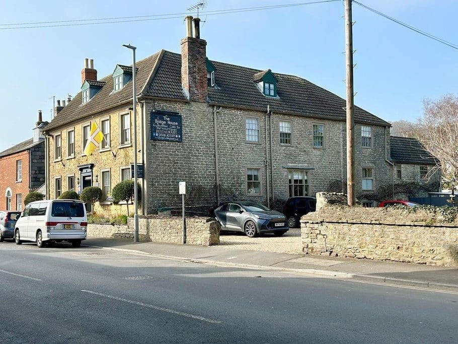 Dorset’s The Bridge House hits the market for £950k
