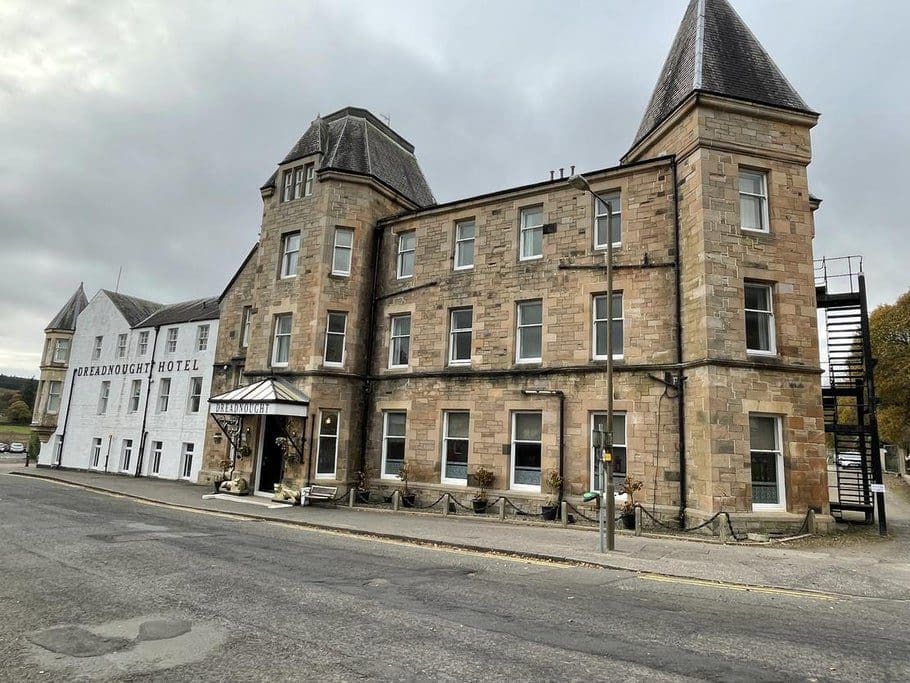 Dreadnought Hotel sold to Caledonian Travel