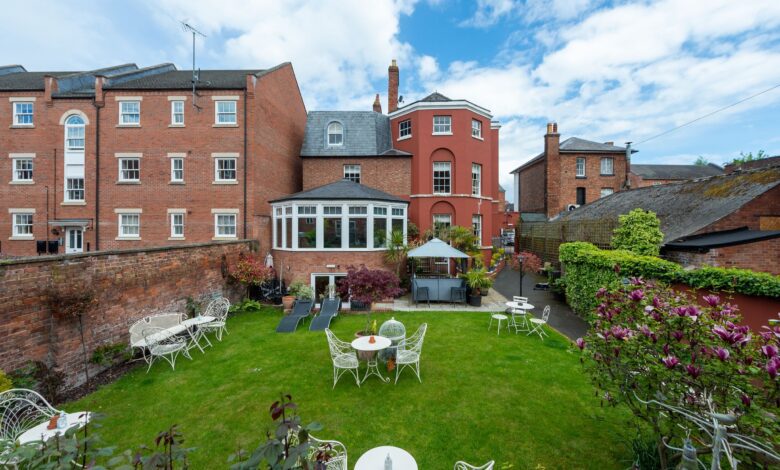 Darwin’s Townhouse brought to market for £1.75m