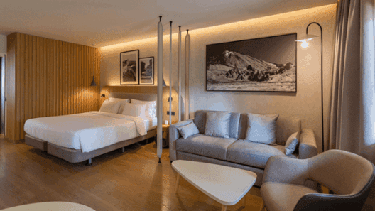 Radisson opens resort and residences in Tenerife